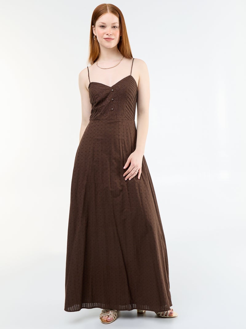 Langes Kleid mit schmalen Trägern und Stickereien Braun - Kiabi