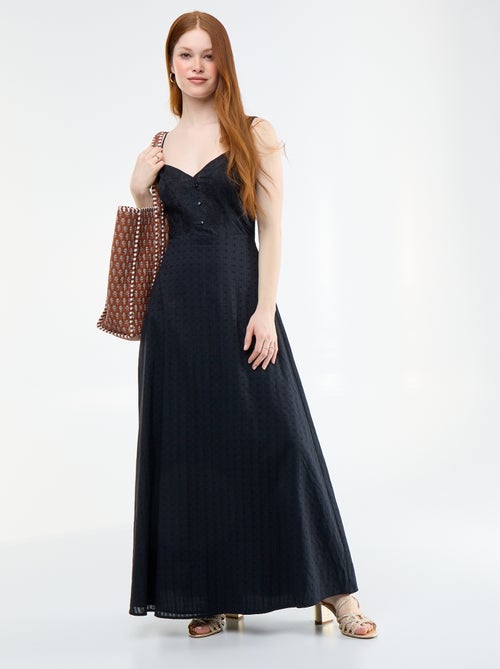 Langes Kleid mit schmalen Trägern und Stickereien - Kiabi Langes Kleid mit schmalen Trägern und Stickereien - Kiabi
