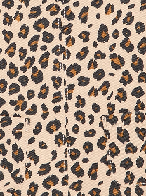 Latzkleid mit Leopardenmuster - Kiabi Latzkleid mit Leopardenmuster - Kiabi