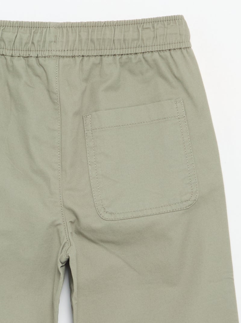 Leichte unifarbene Hose Vert - Kiabi