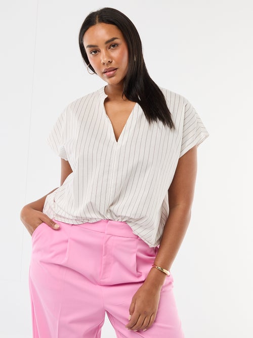 Light short-sleeved blouse - Kiabi Light short-sleeved blouse - Kiabi