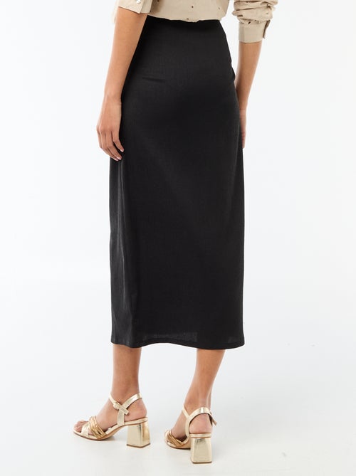Long skirt with gold buckle at the waist - Kiabi