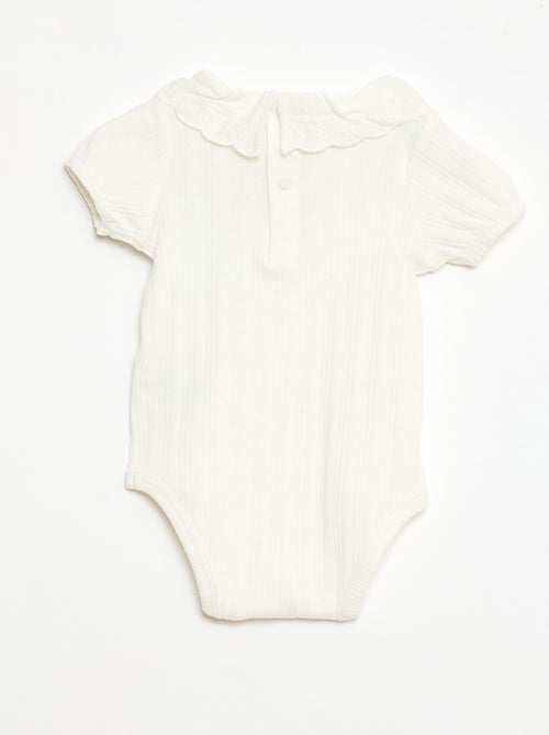 Long-sleeved ribbed knit bodysuit with fancy collar - Kiabi
