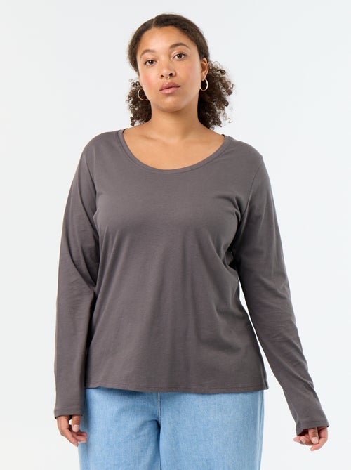 Long-sleeved round-neck T-shirt - Kiabi Long-sleeved round-neck T-shirt - Kiabi