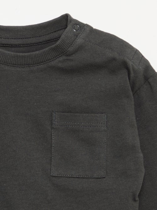 Long-sleeved T-shirt with chest pocket - Kiabi