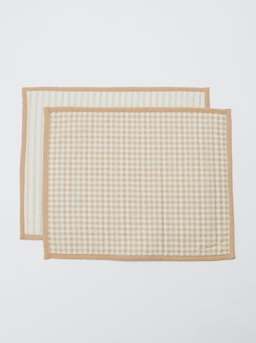 Lot de 2 sets de table 32 x 40 cm double imprimé - Kiabi Home - Kiabi Lot de 2 sets de table 32 x 40 cm double imprimé - Kiabi Home - Kiabi