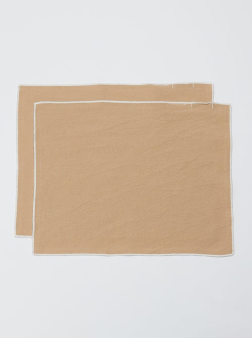 Lot de 2 sets de table/serviettes unis 2 en 1 32x40 cm - Kiabi Home - Kiabi Lot de 2 sets de table/serviettes unis 2 en 1 32x40 cm - Kiabi Home - Kiabi