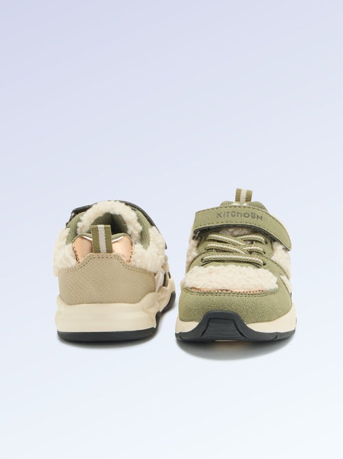 Low-top sneakers in suede-effect and sheepskin-effect - Kiabi Low-top sneakers in suede-effect and sheepskin-effect - Kiabi