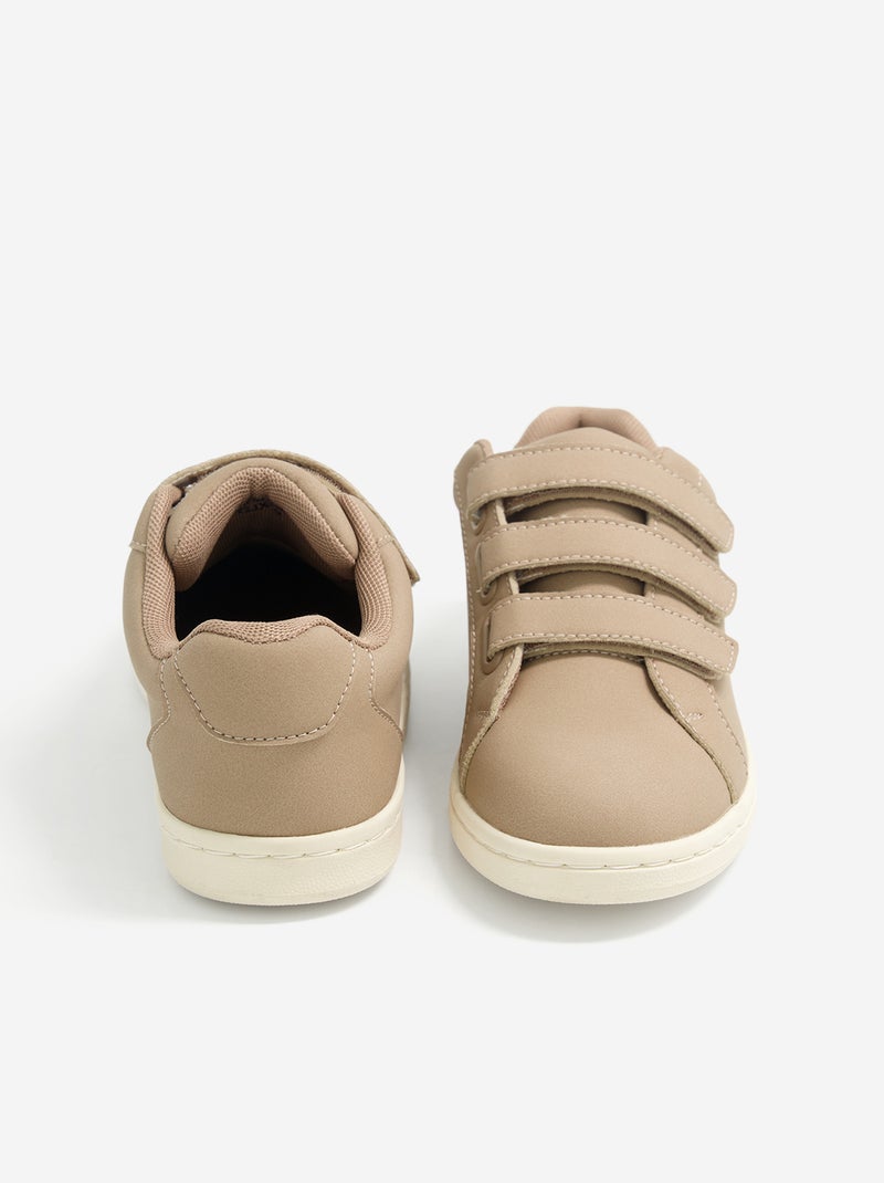 Low-top sneakers with hook-and-loop straps Beige - Kiabi