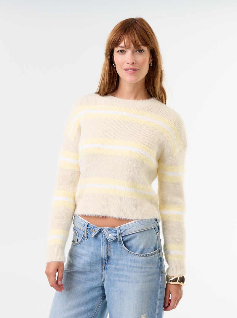 Maglione soffice a righe a girocollo Beige - Kiabi