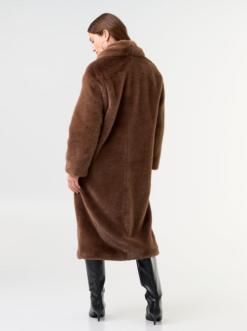 Manteau long en fausse fourrure - Kiabi