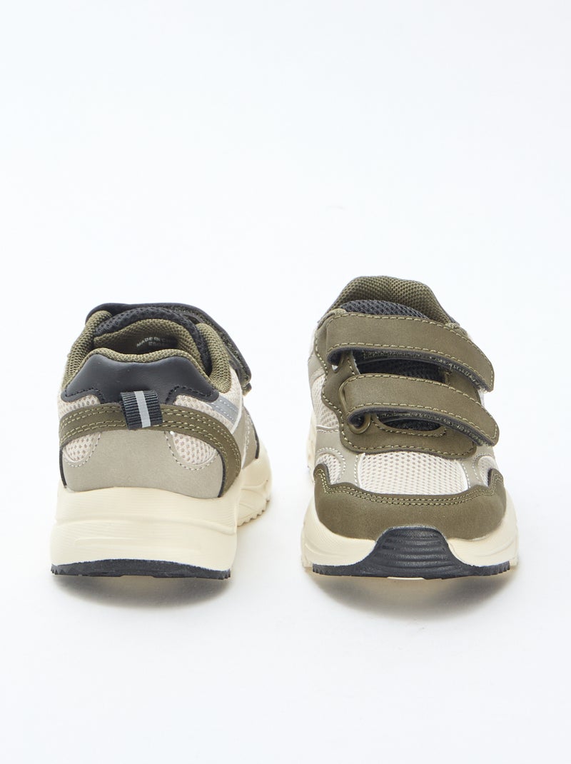 Mesh-Running-Sneaker Grün - Kiabi