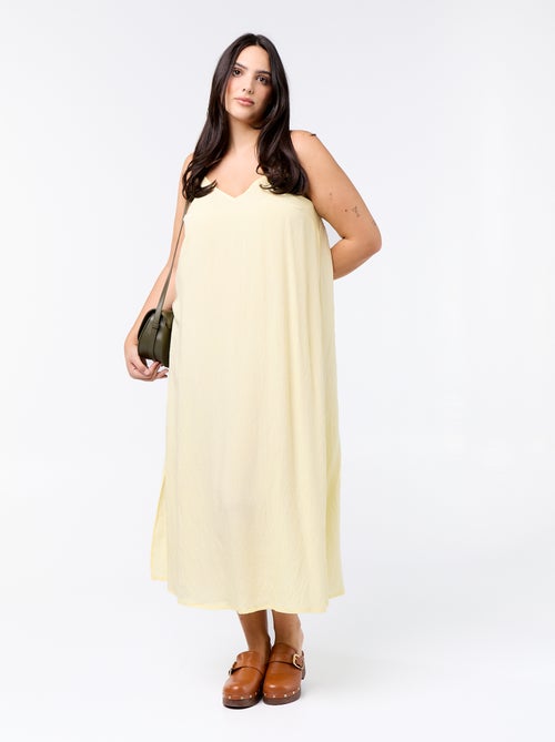 Midi-Kleid mit verstellbaren Trägern - Kiabi Midi-Kleid mit verstellbaren Trägern - Kiabi