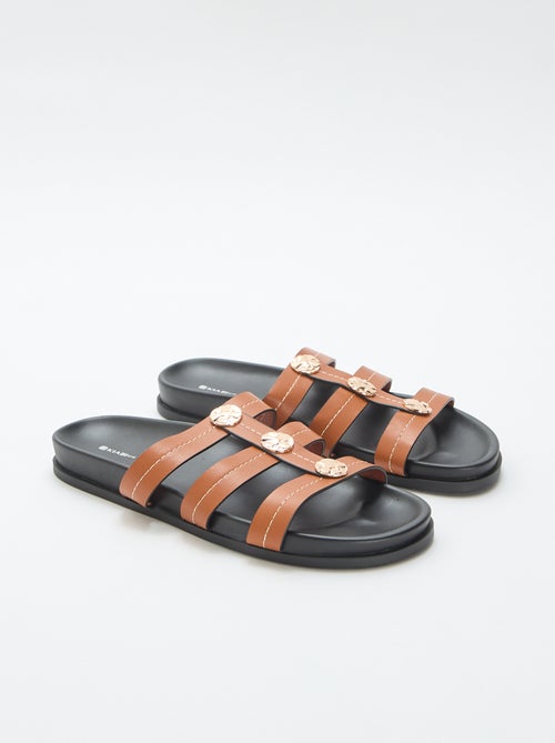 Mules avec boutons dorés fantaisies - Kiabi