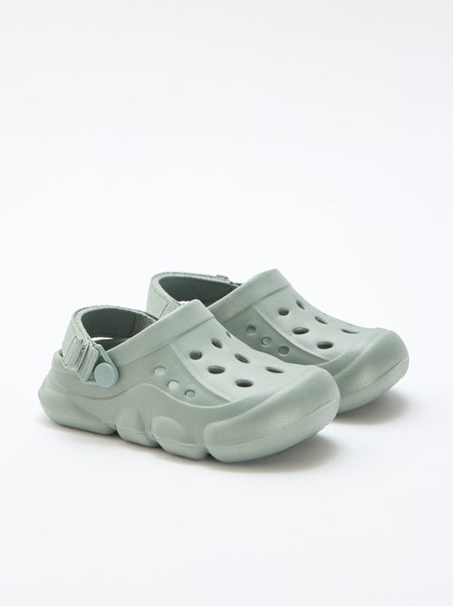 Mules fermées de plage unie - Kiabi