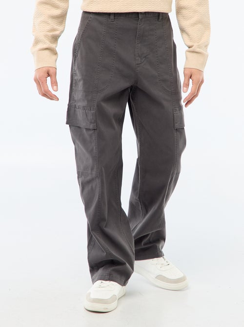Multi-Pocket Solid Color Straight Leg / Regular Fit Pants - Kiabi