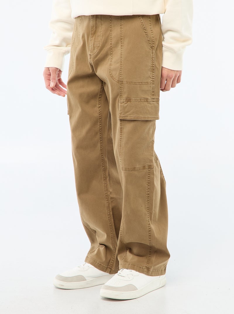 Multi-Pocket Solid Straight Leg Trousers / Regular Fit Brown - Kiabi