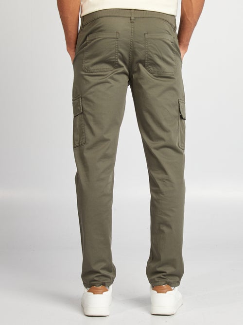 Multi-pocket straight fit trousers - Kiabi Multi-pocket straight fit trousers - Kiabi