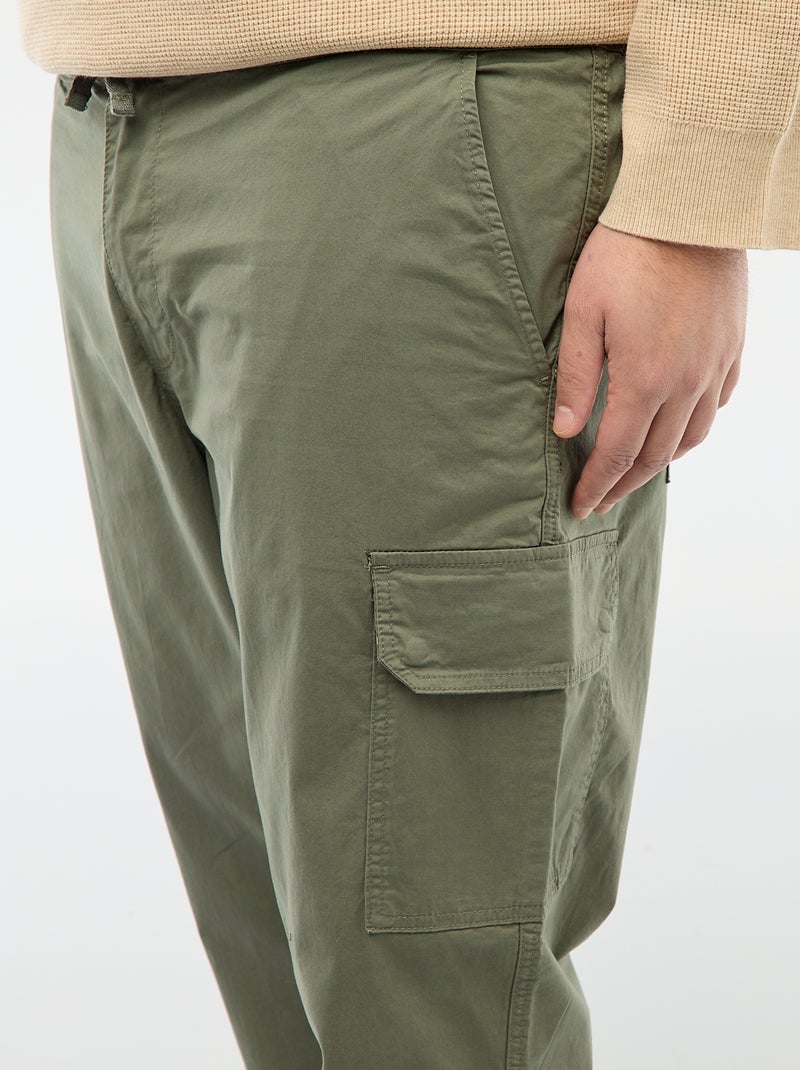 Multi-pocket straight leg / regular fit trousers Green - Kiabi