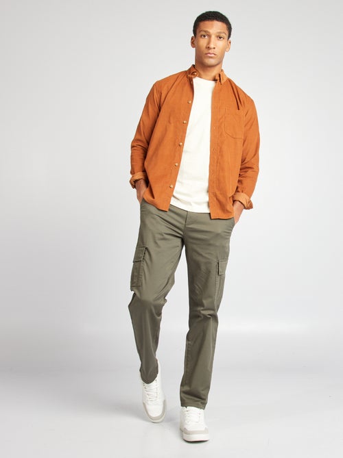 Multi-pocket straight-leg trousers - Kiabi Multi-pocket straight-leg trousers - Kiabi