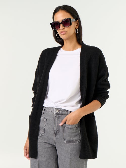 Offene unifarbene Strickjacke mit 2 aufgesetzten Taschen - Kiabi Offene unifarbene Strickjacke mit 2 aufgesetzten Taschen - Kiabi