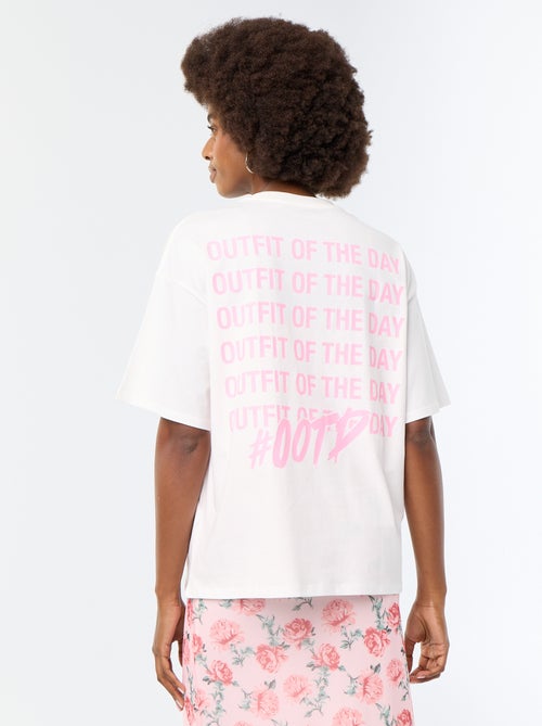 Oversize T-Shirt mit Print auf dem Rücken - Kiabi Oversize T-Shirt mit Print auf dem Rücken - Kiabi