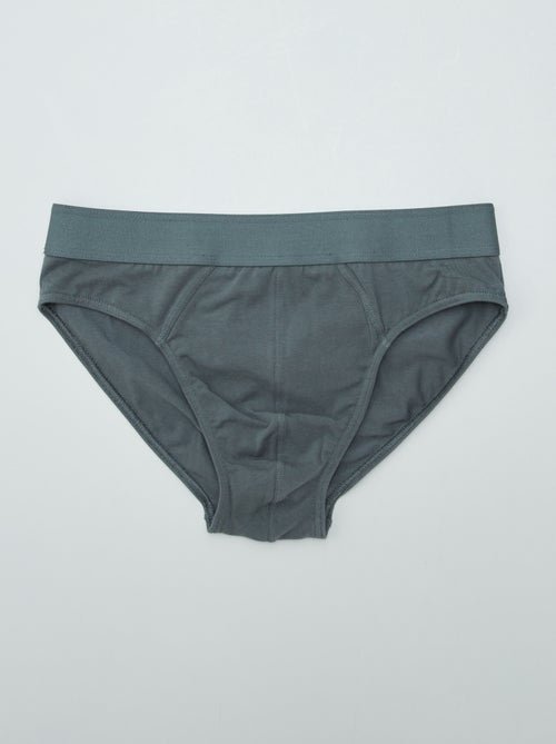 Pack of 3 plain briefs - Kiabi