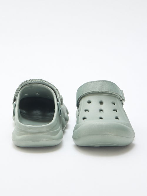 Paire de mules de plage fermées - Kiabi