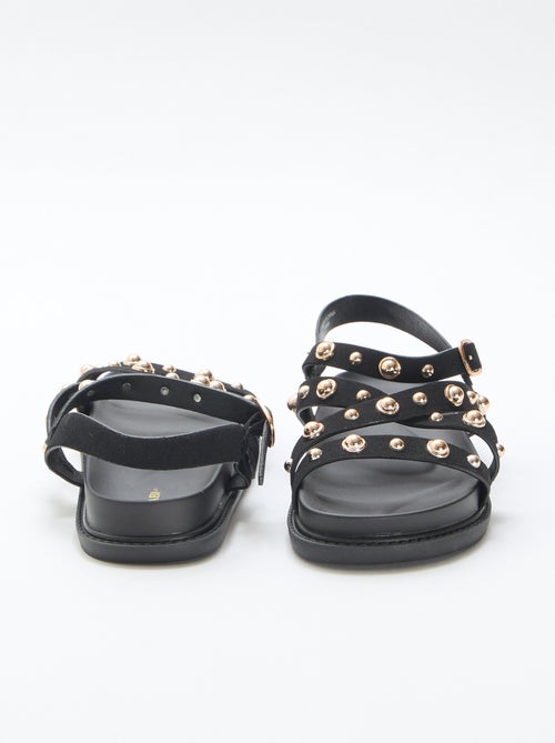 Paire de sandales à plateforme avec brides clous - Kiabi