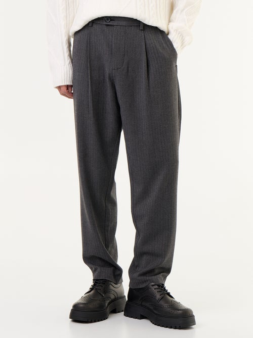 Pantalon à pinces en matière douce - Kiabi