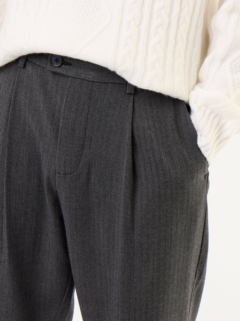 Pantalon à pinces en matière douce Gris - Kiabi
