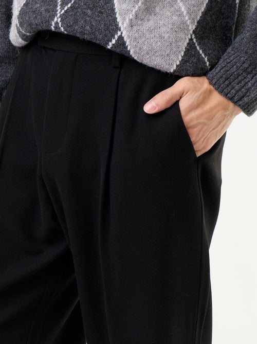Pantalon à pinces en matière douce - Kiabi