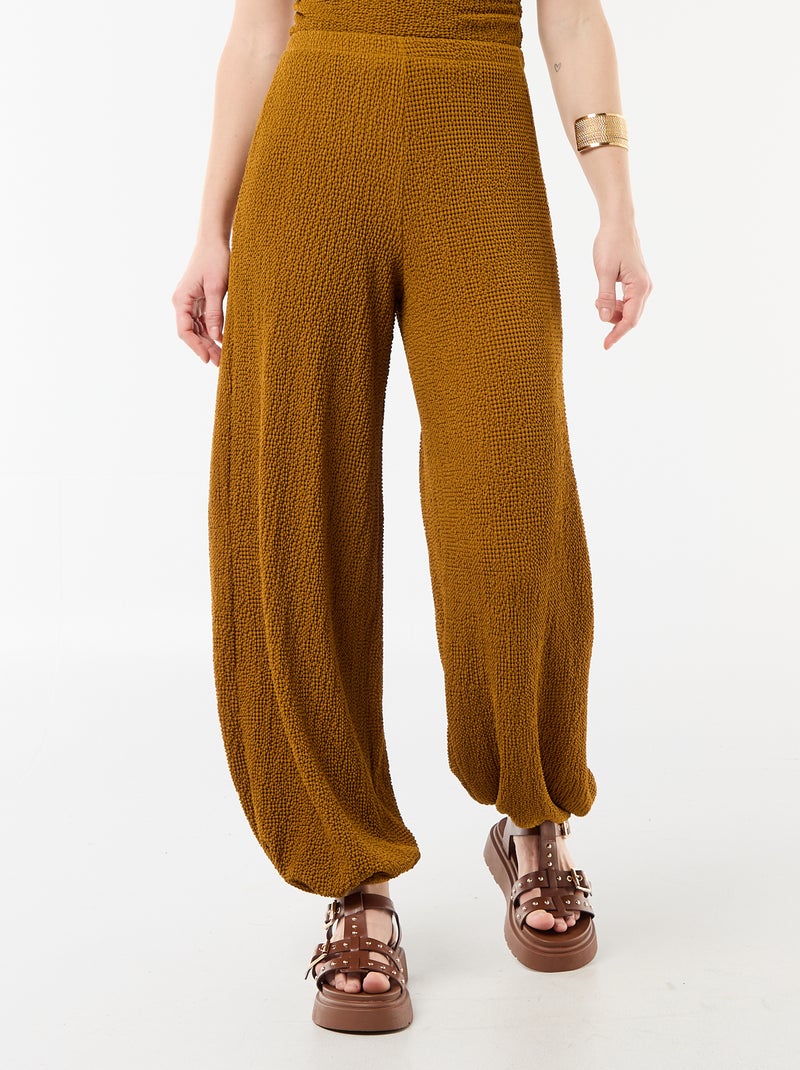 Pantalon balloon en maille crinkle Marron - Kiabi
