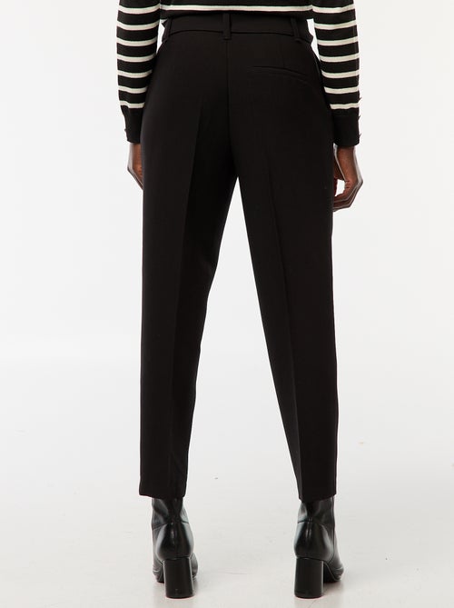 Pantalon carotte femme uni avec ceinture - Kiabi
