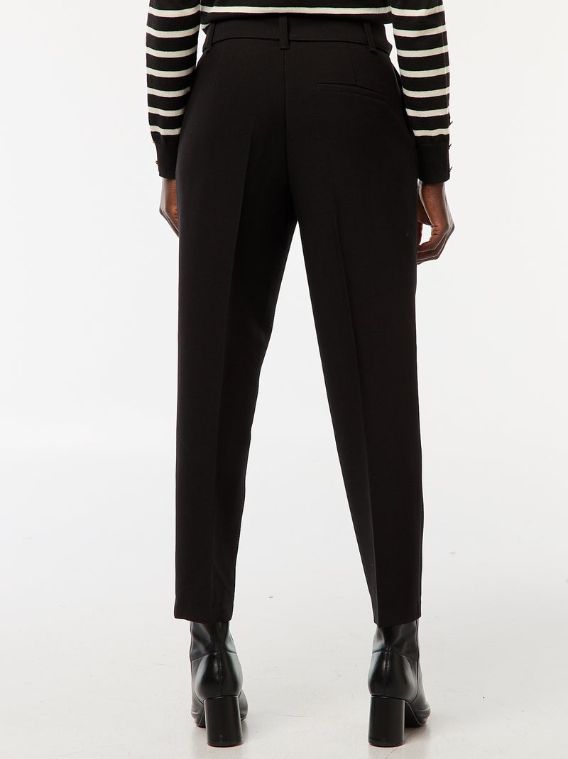 Pantalon carotte femme uni avec ceinture Noir - Kiabi