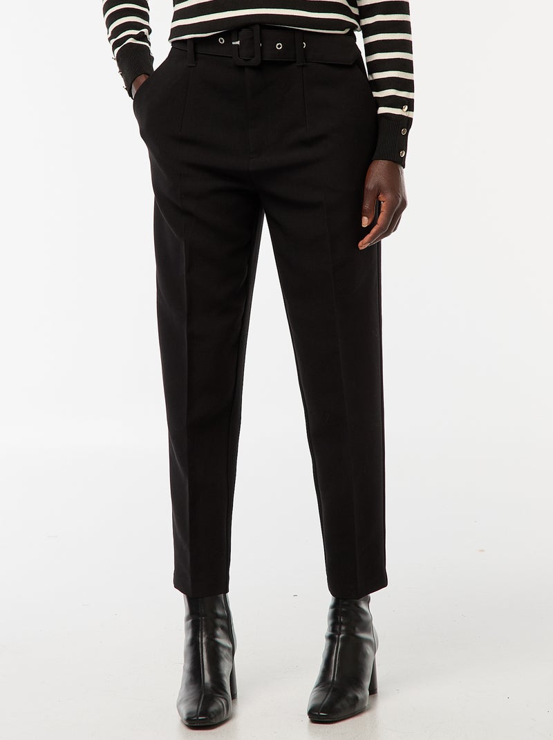 Pantalon carotte fluide avec ceinture à boucle Noir - Kiabi