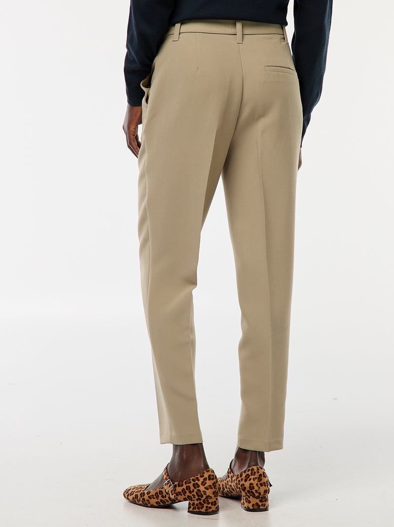 Pantalon carotte fluide avec ceinture à boucle Vert - Kiabi