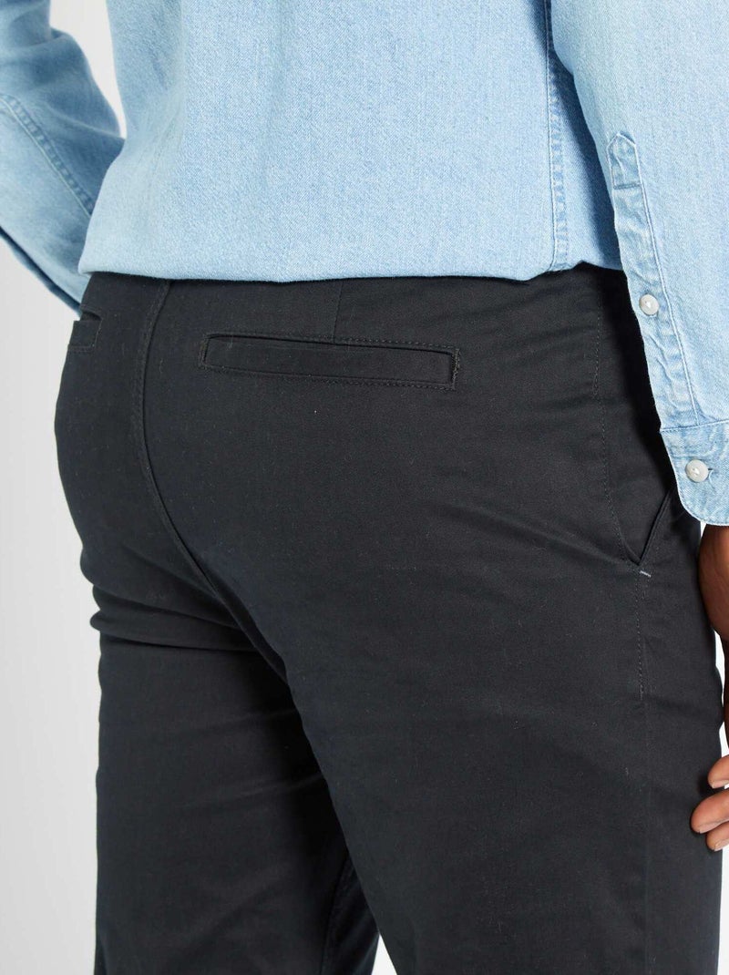 Pantalon chino slim Noir - Kiabi