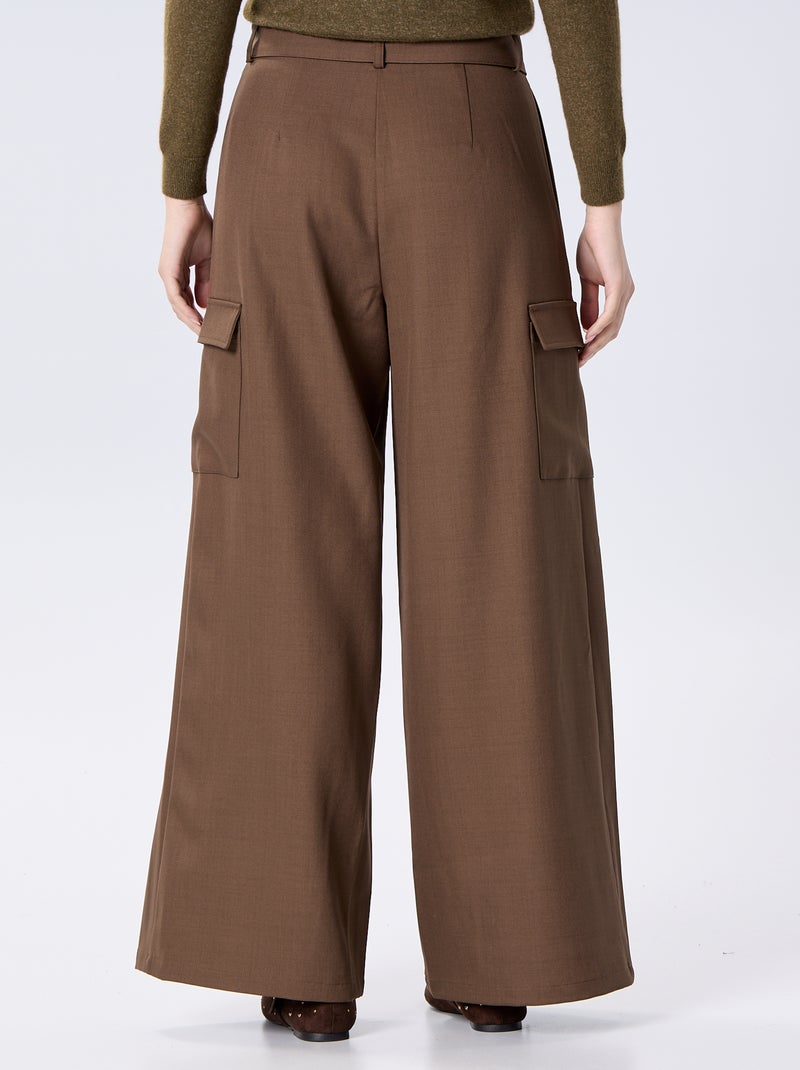 Pantalon coupe large taille haute avec poches à rabat Marron - Kiabi