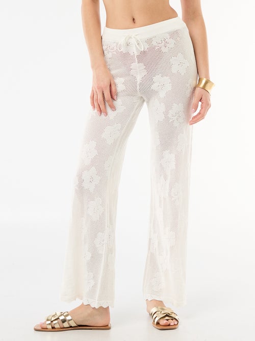 Pantalon de plage maille crochet fleuri - Kiabi