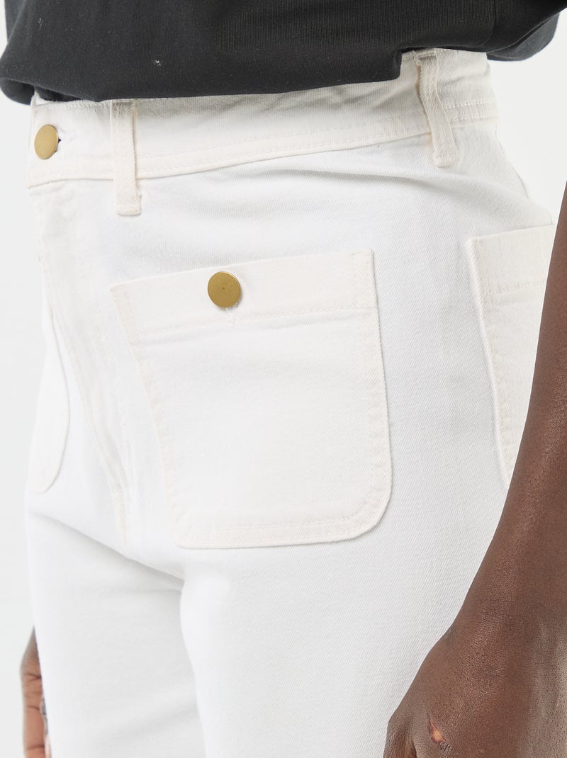 Pantalon denim cropped avec boutons Blanc - Kiabi