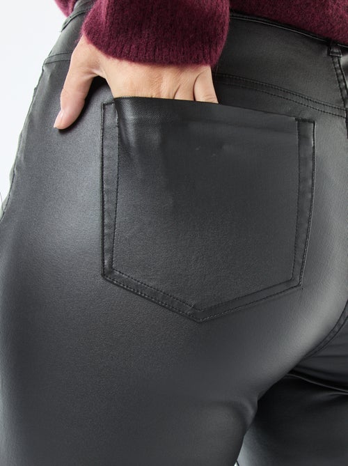 Pantalon droit en matière satinée - Kiabi