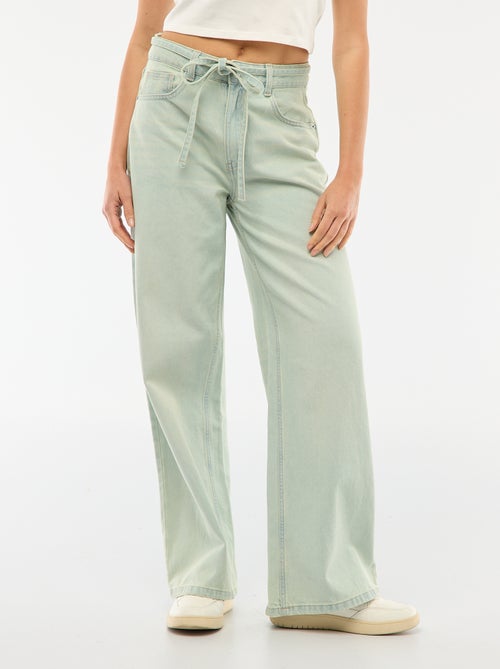 Pantalon en denim avec mini ceinture - Kiabi