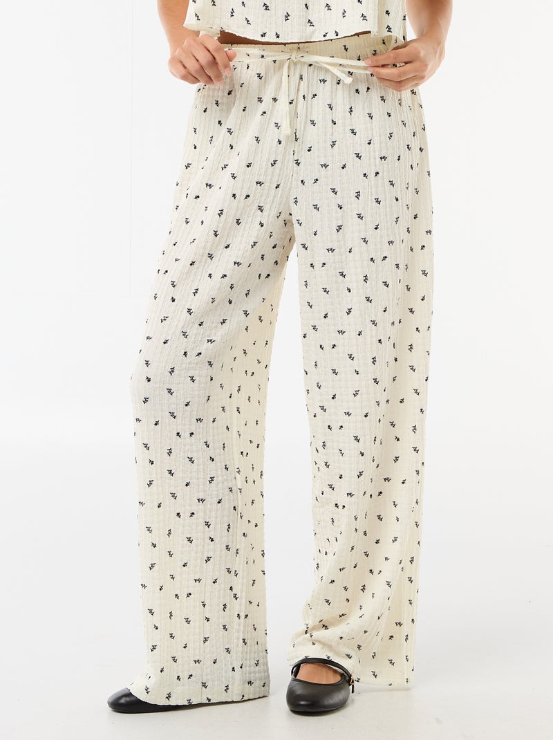 Pantalon imprimé en maille crinkle Blanc - Kiabi