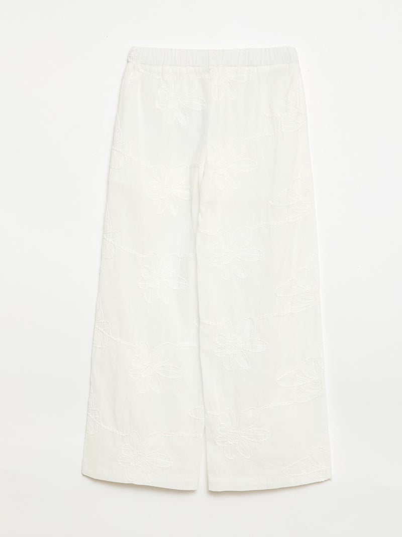 Pantalon large avec broderies Blanc - Kiabi