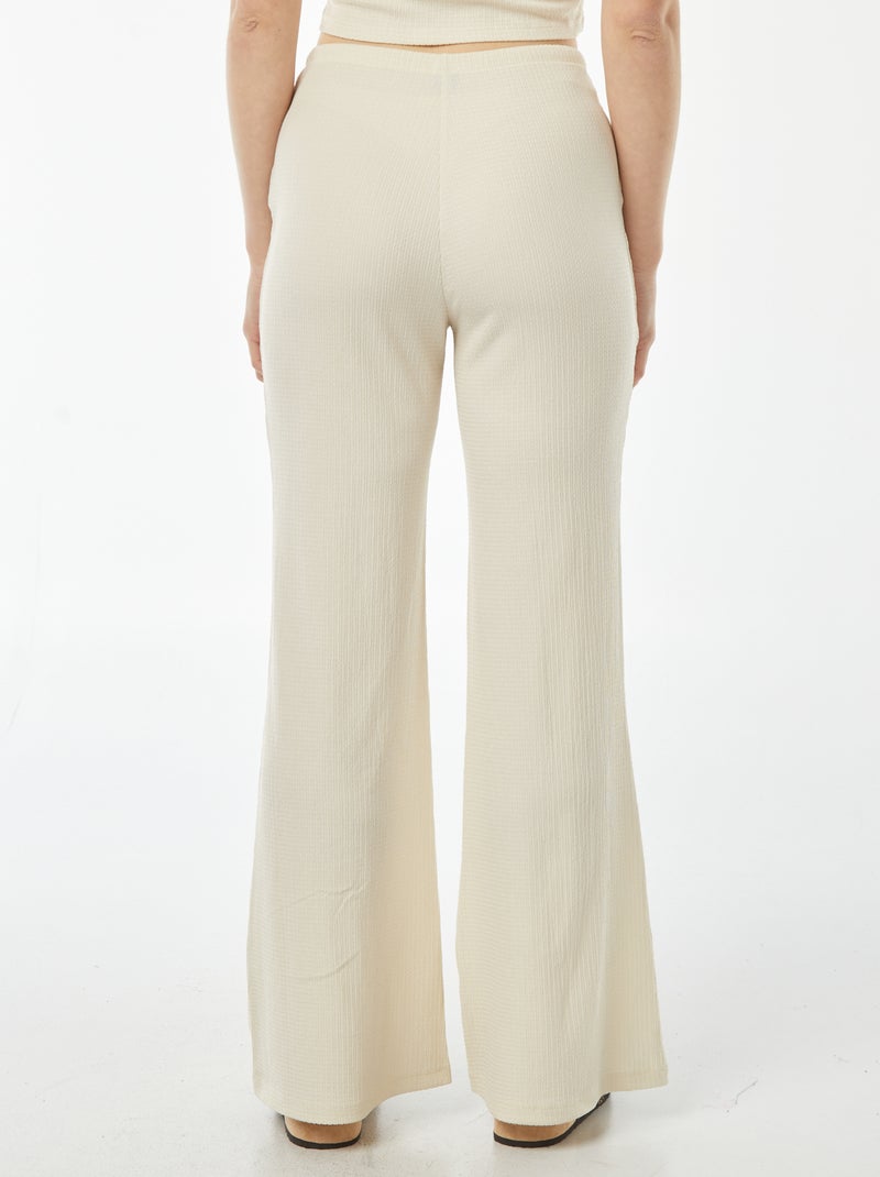 Pantalon large en maille légère gaufrée Beige - Kiabi