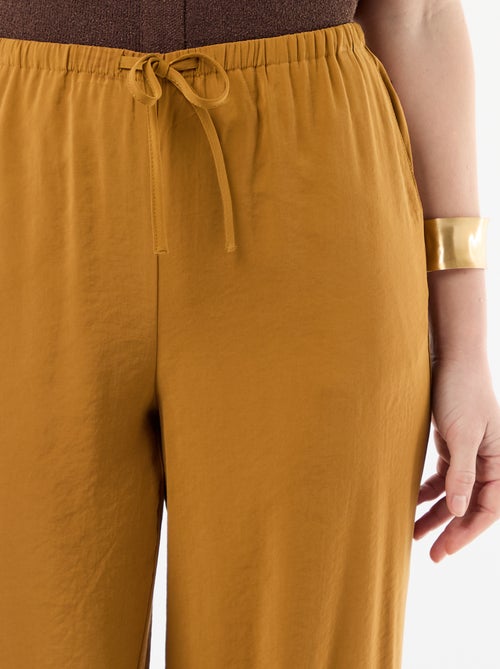 Pantalon large en matière fluide - Kiabi