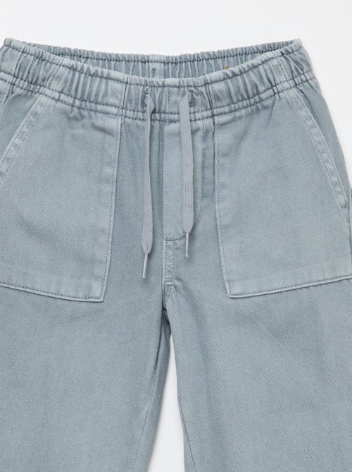 Pantalon poches rectangulaires - Coupe + ajustée - Kiabi