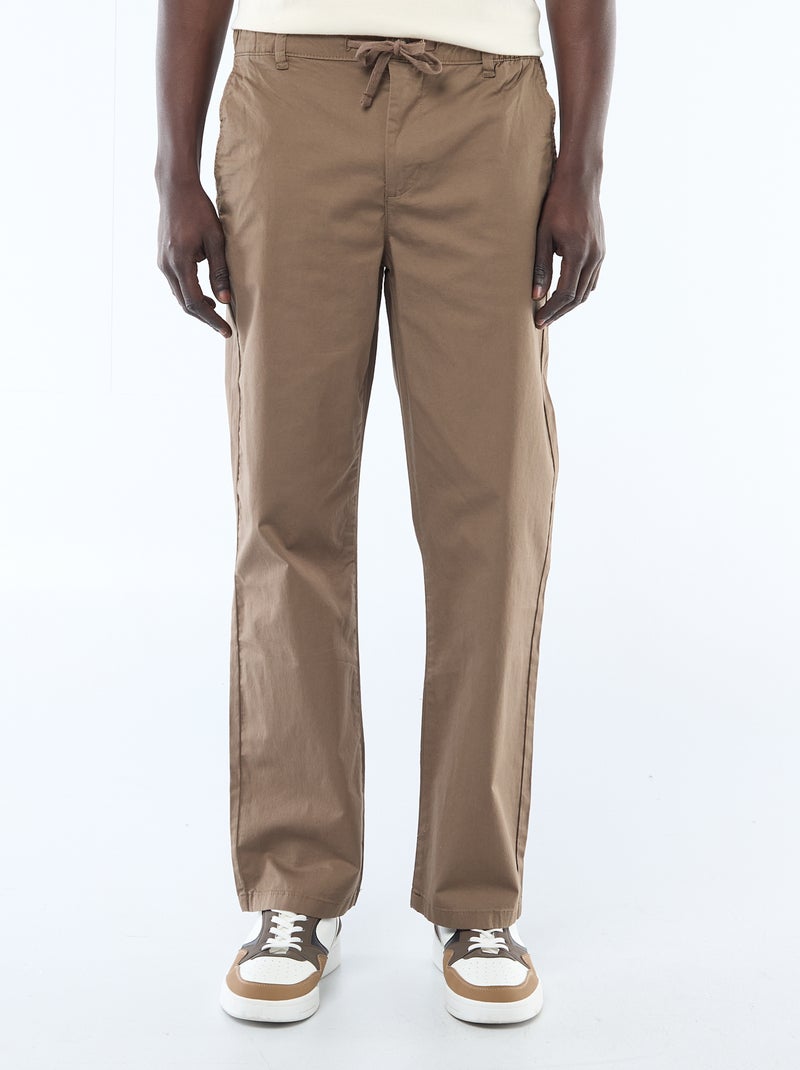 Pantalon regular en twill Marron - Kiabi