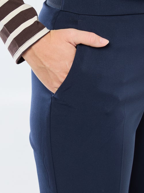Pantalon slim pour femme uni à taille standard - Kiabi Pantalon slim pour femme uni à taille standard - Kiabi